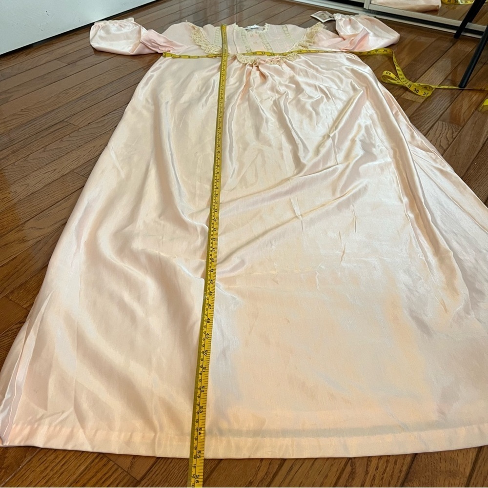 Vintage Silky Long Sleeve Nightgown M Pink Grandmacore Cottagecore Prairie Lace - Picture 11 of 11